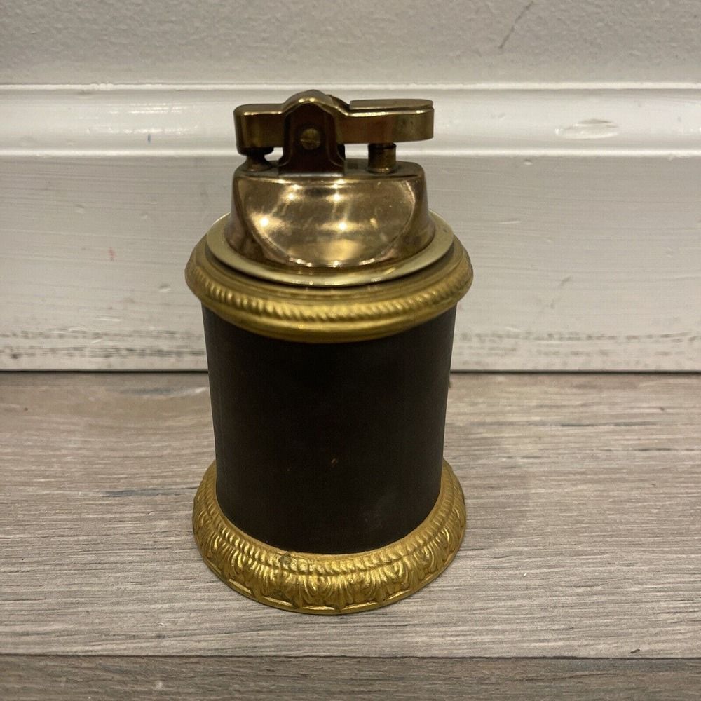Vintage A Mottahedeh Design Table lighter Made In Italy